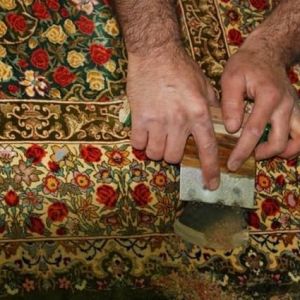 عملیات پرداخت فرش